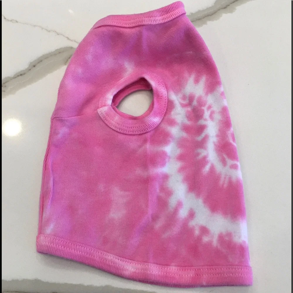 ***SALE***NWOT Custom Tie-Dyed Lucky Horseshoe Doggie Tee